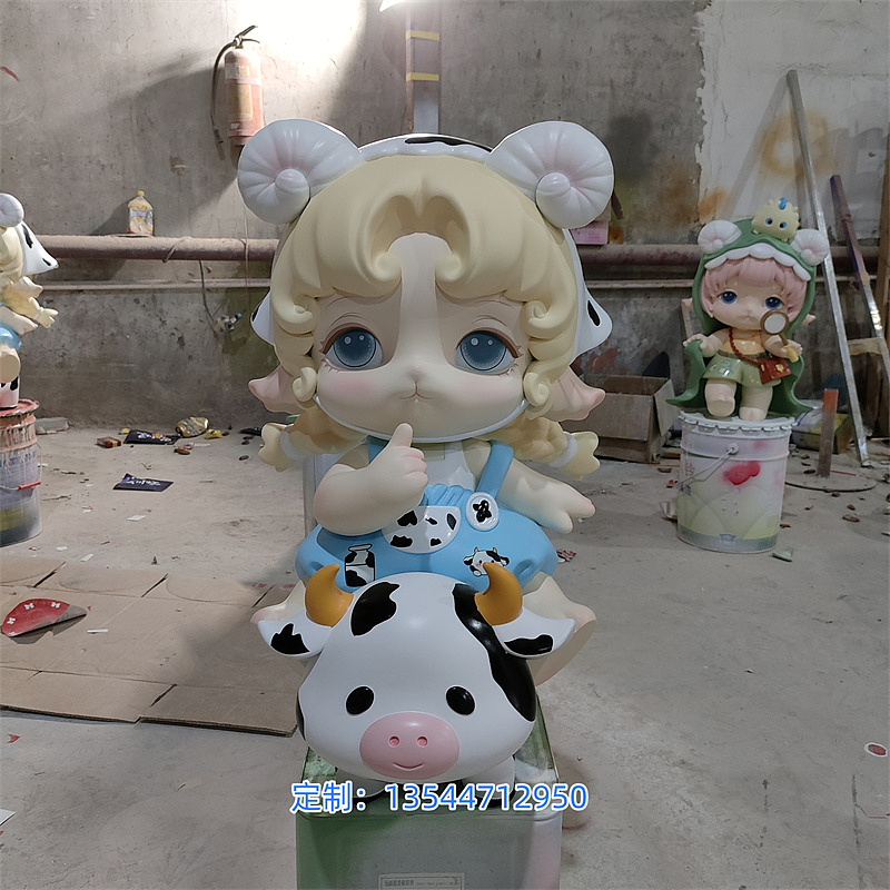 潮玩IP新品宣传卡通公仔摆件商业活动美陈布置道具定制