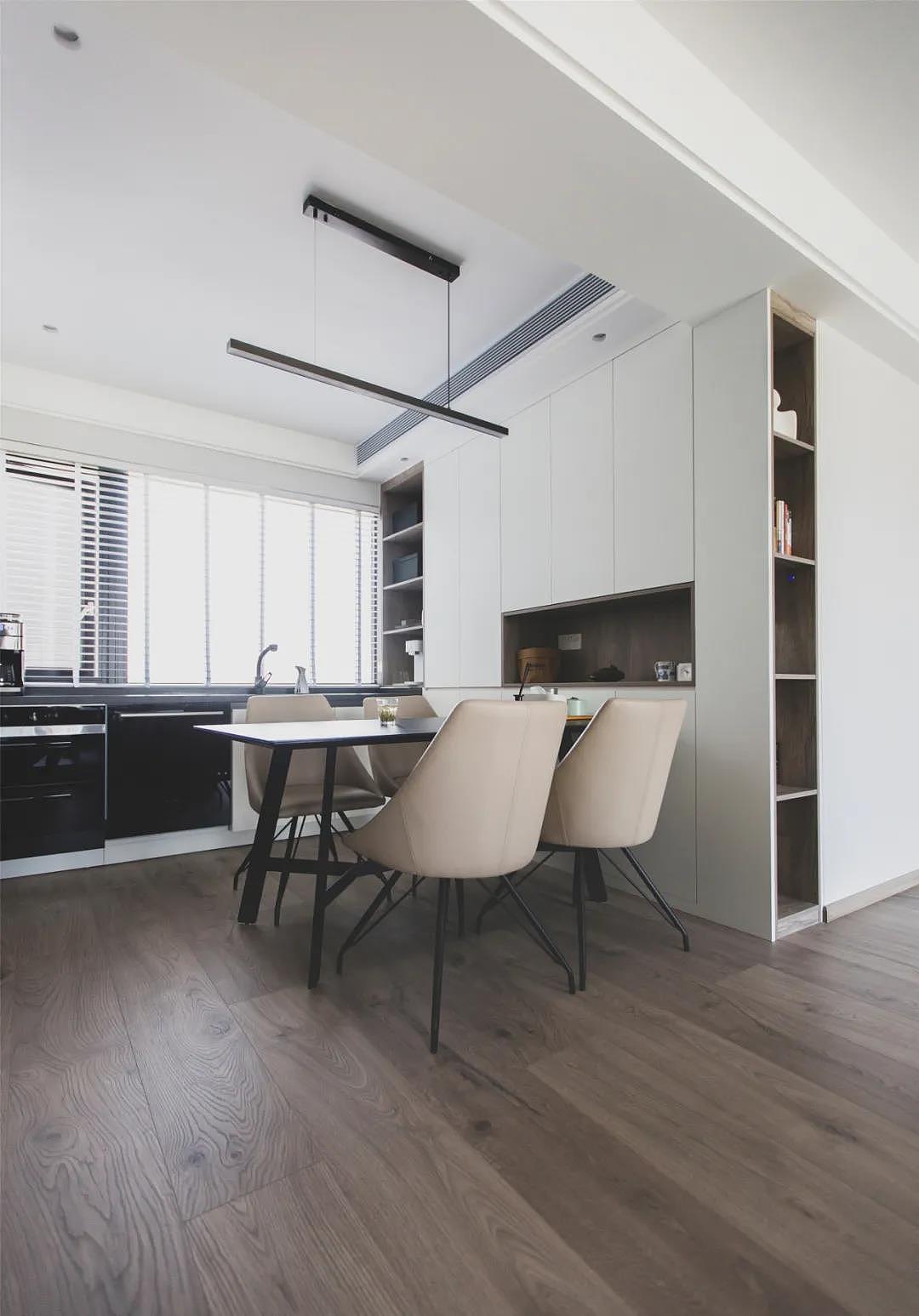 112㎡三居改四居,落地窗+半开放式书房,温馨有格调!