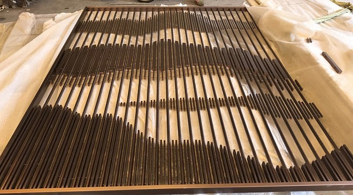 拉丝仿铜不锈钢屏风花格