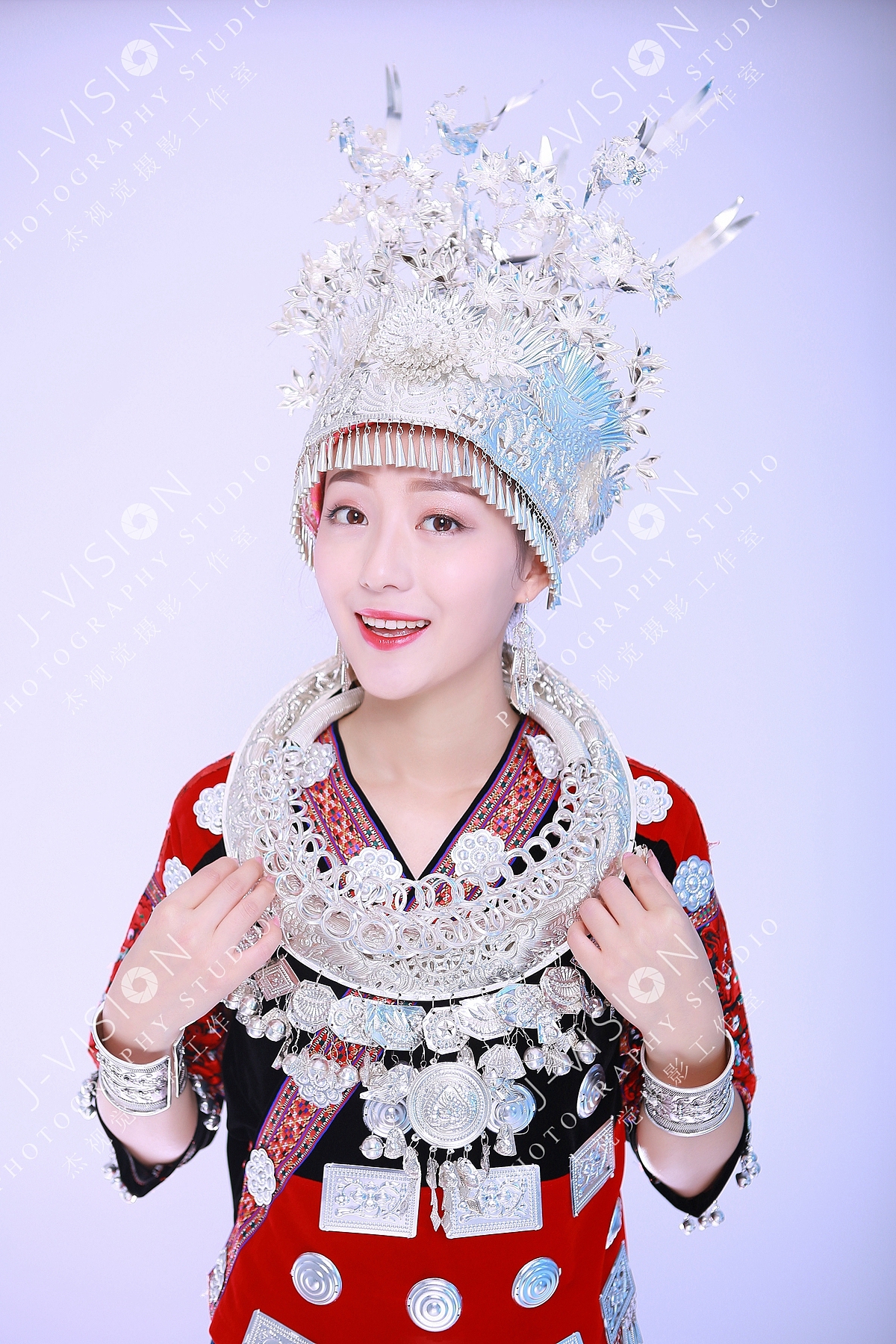 美丽的苗族女孩（图ZMTI4ODQyNTk2） - 人像摄影 - 站酷设计师JEGOO原创素材 - 站酷ZCOOL