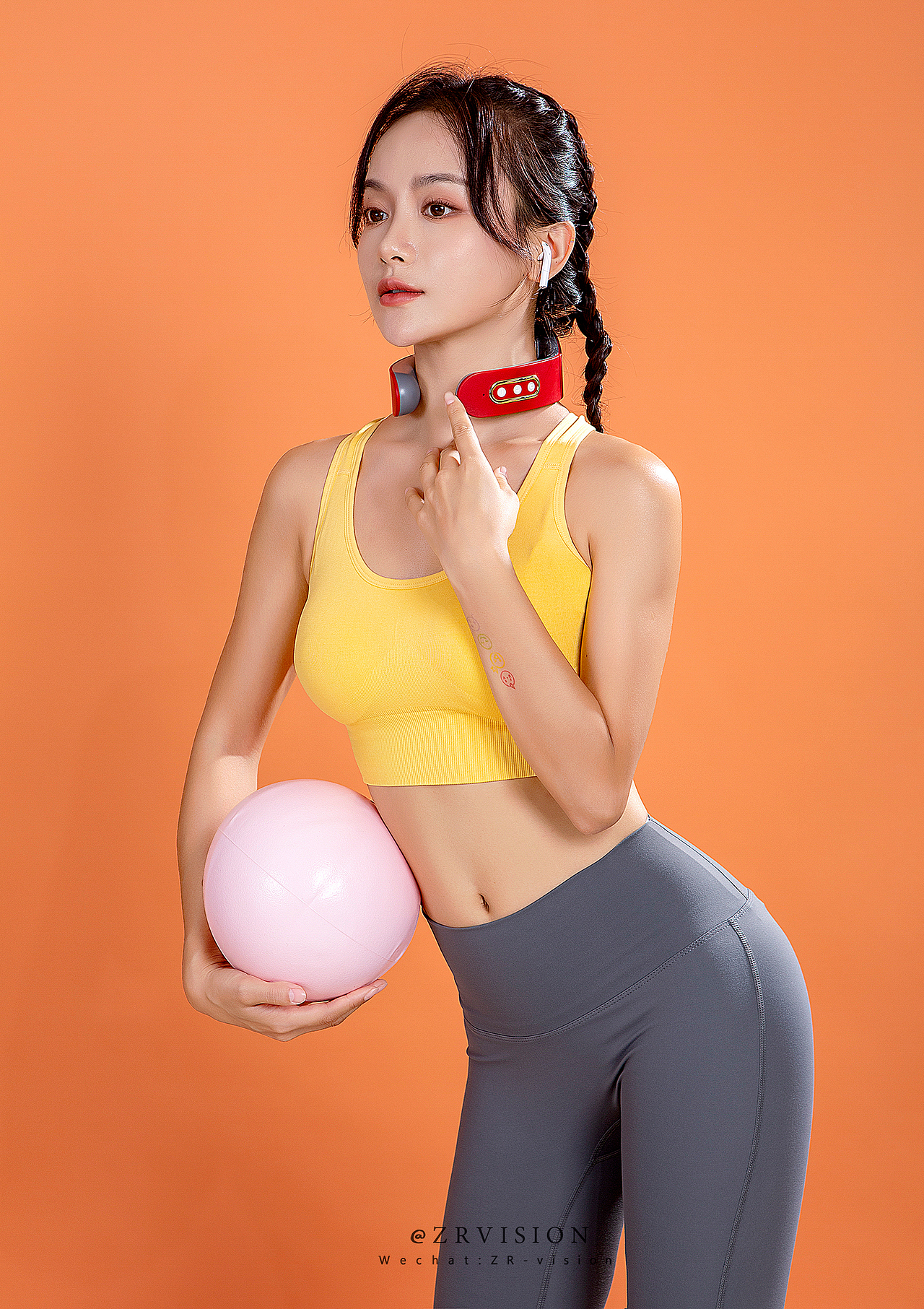 颈椎按摩器颈部按摩仪多功能脖子电动按摩理疗热敷神器