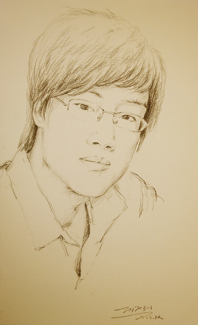炭笔自画像