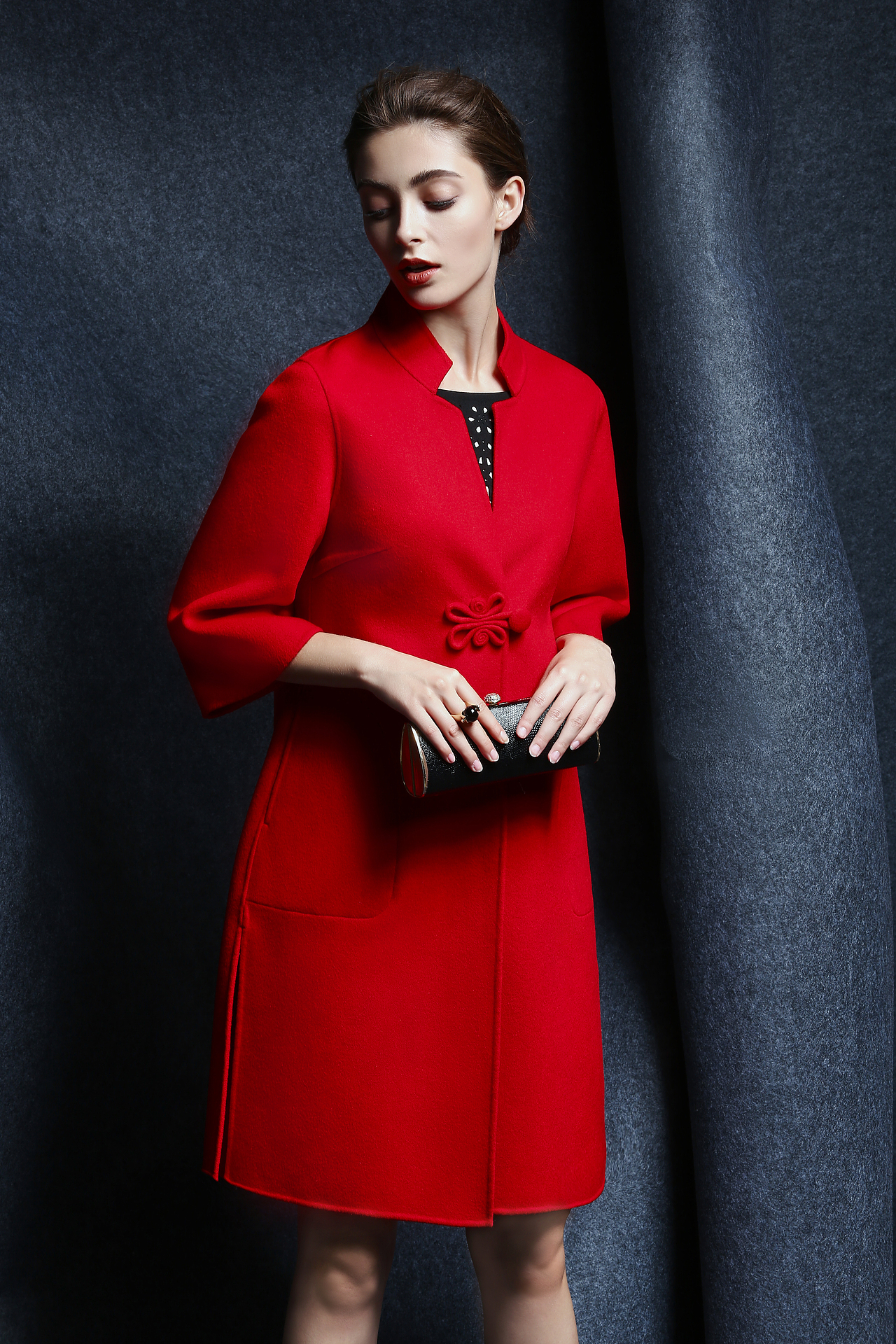 女士大衣棚内拍摄案例淘宝拍摄电商拍摄