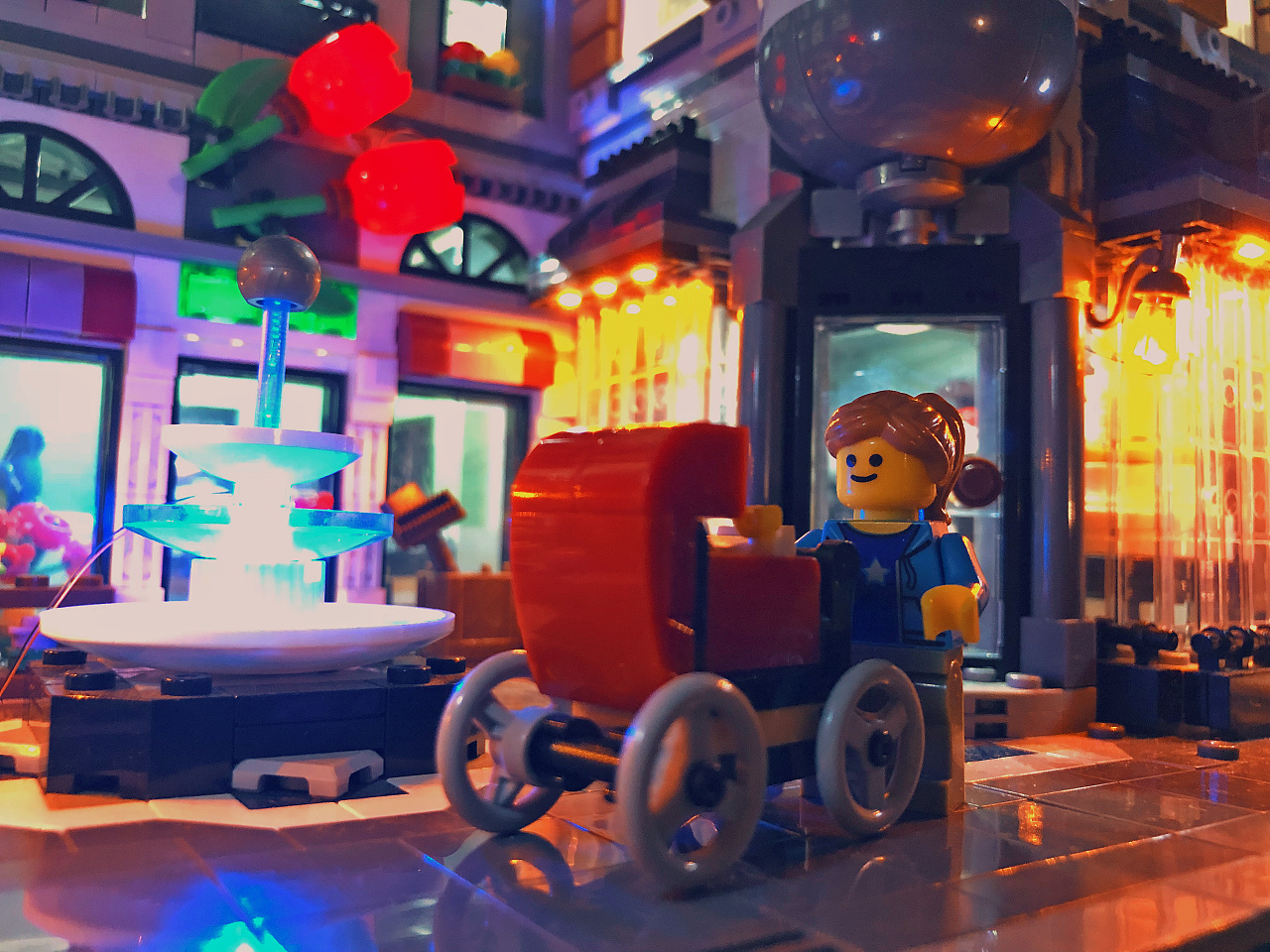 灯火阑珊的积木世界