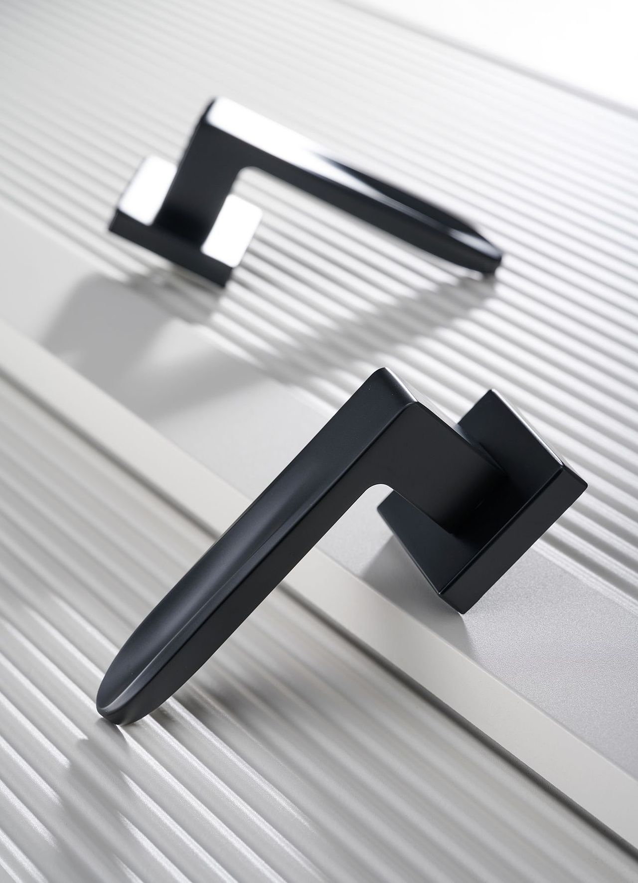 前“锁”未有,大道至简