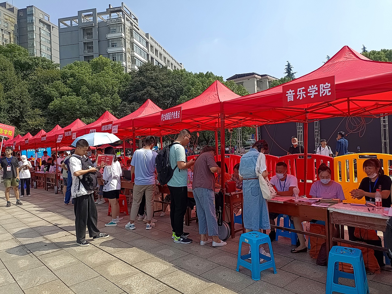 业余摄影（图ZMjcxOTA4MzIw） - 人像摄影 - 站酷设计师设计大神来了原创素材 - 站酷ZCOOL