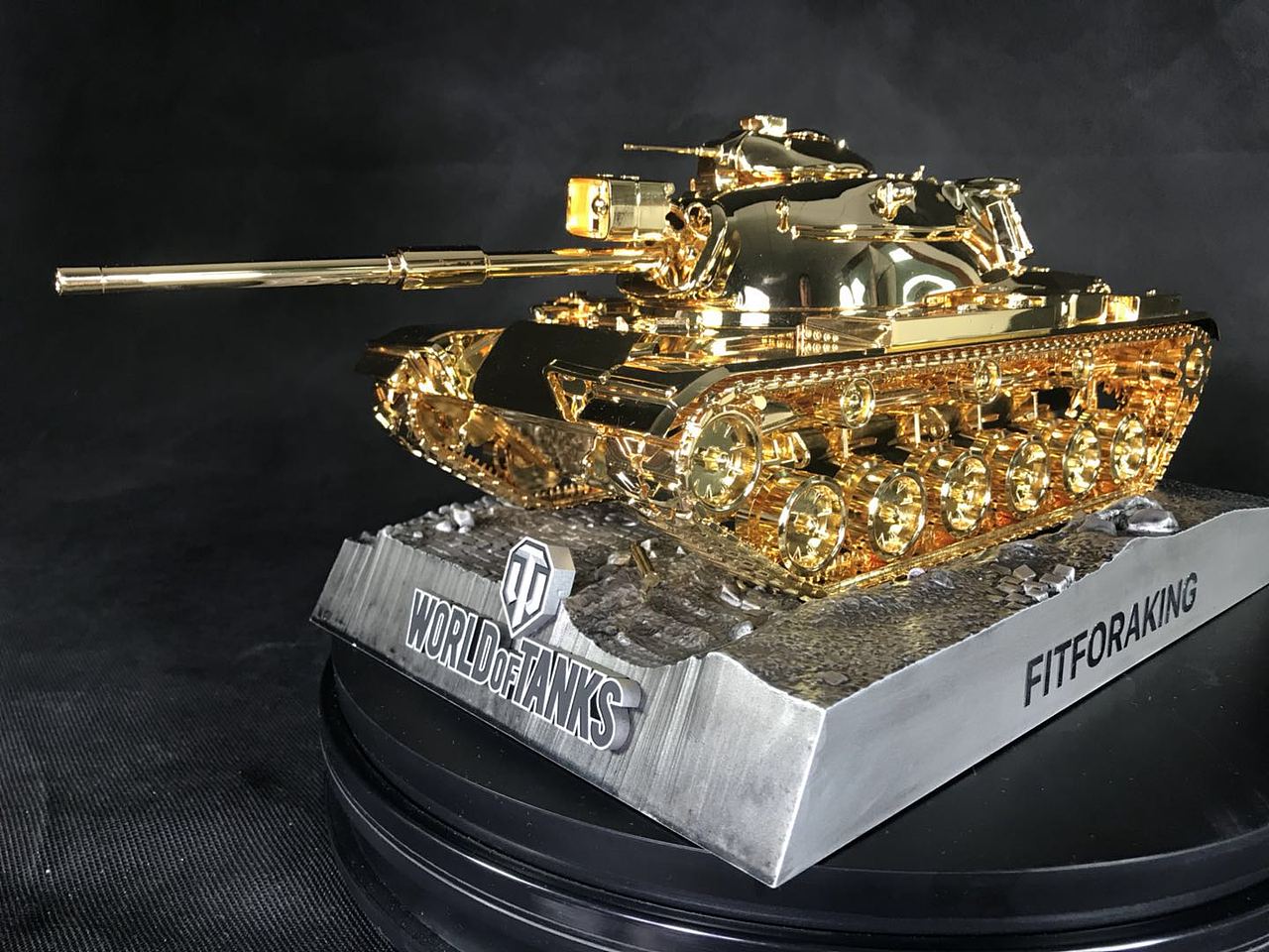全球只有两台的24K金黄金坦克（图ZMTA2MDUyNDgw） - 生活用品 - 站酷设计师GateToys原创素材 - 站酷ZCOOL