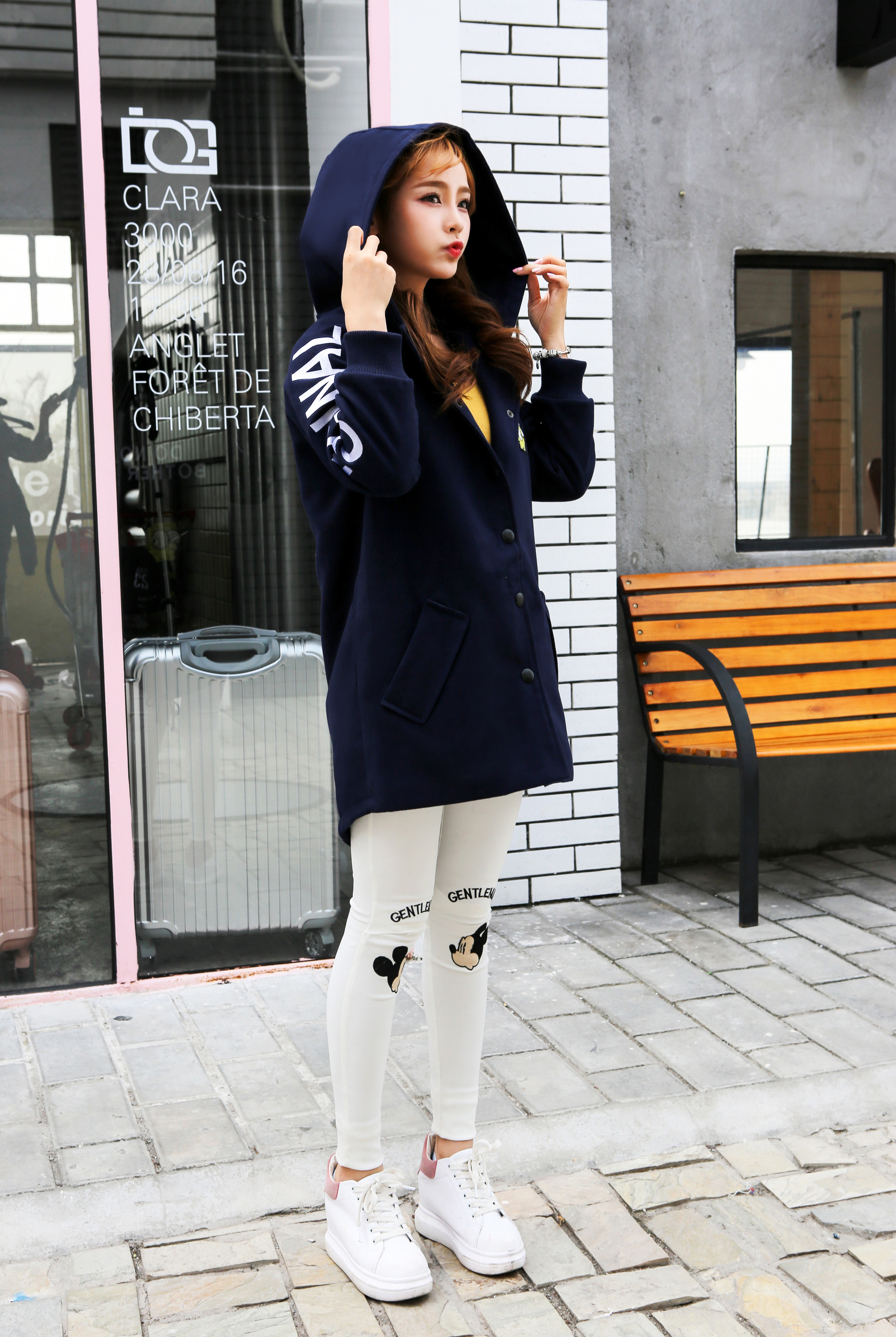 淘女郎买家秀拍照真人秀实拍模特网拍女装拍摄