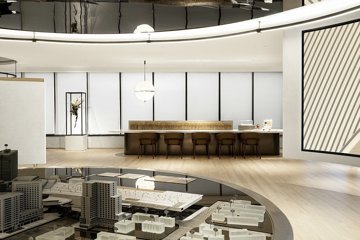 水上的白色花园 / 超现实主义咖啡馆打造城市记忆封面