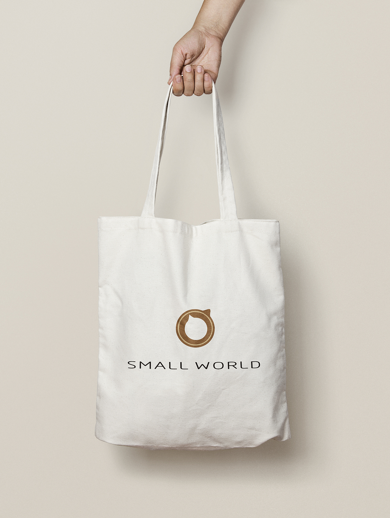 “SMALL WORLD 小世界”主题咖啡厅 LOGO 设计