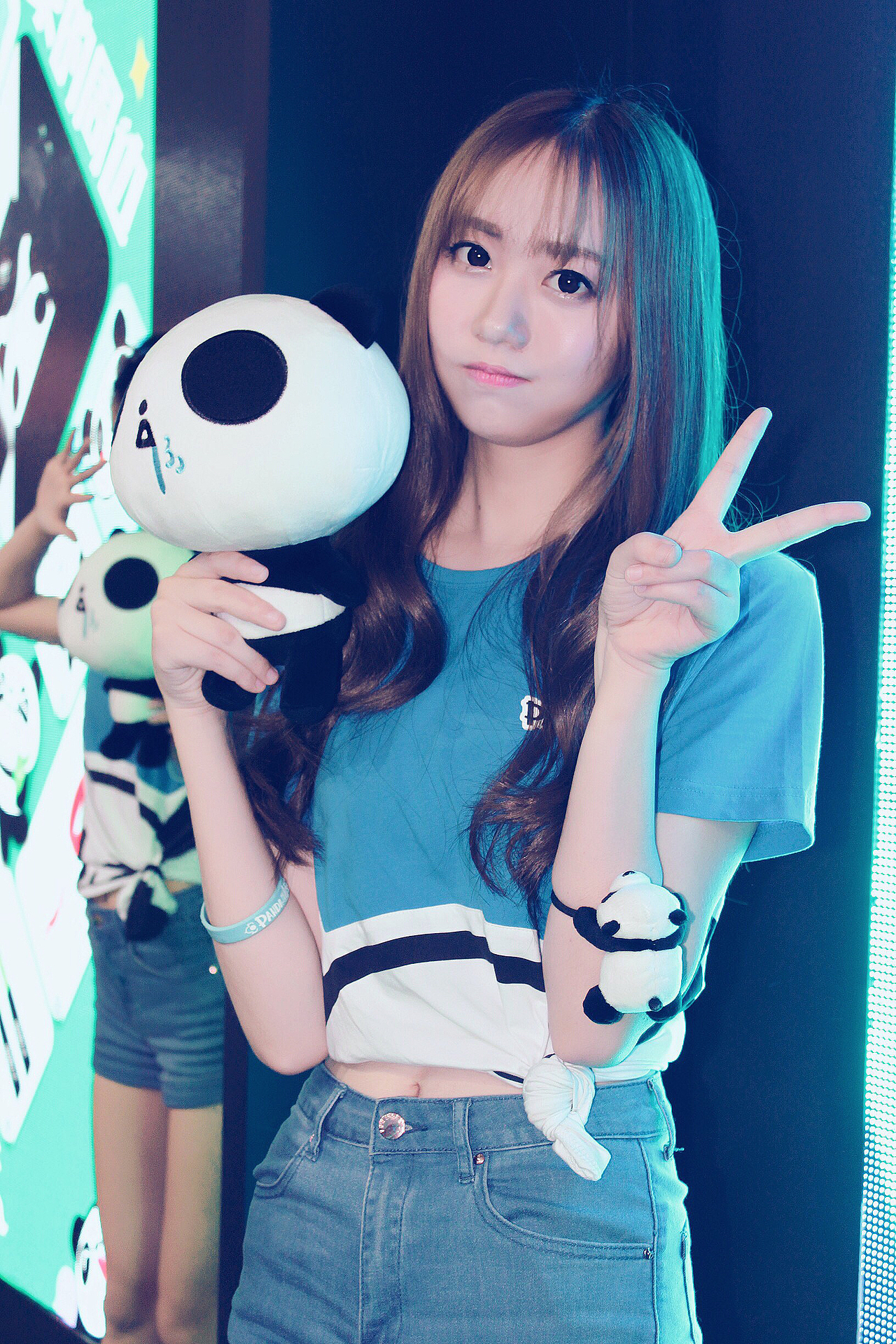 熊猫TV的showgirl小姐姐们，啪啪啪！