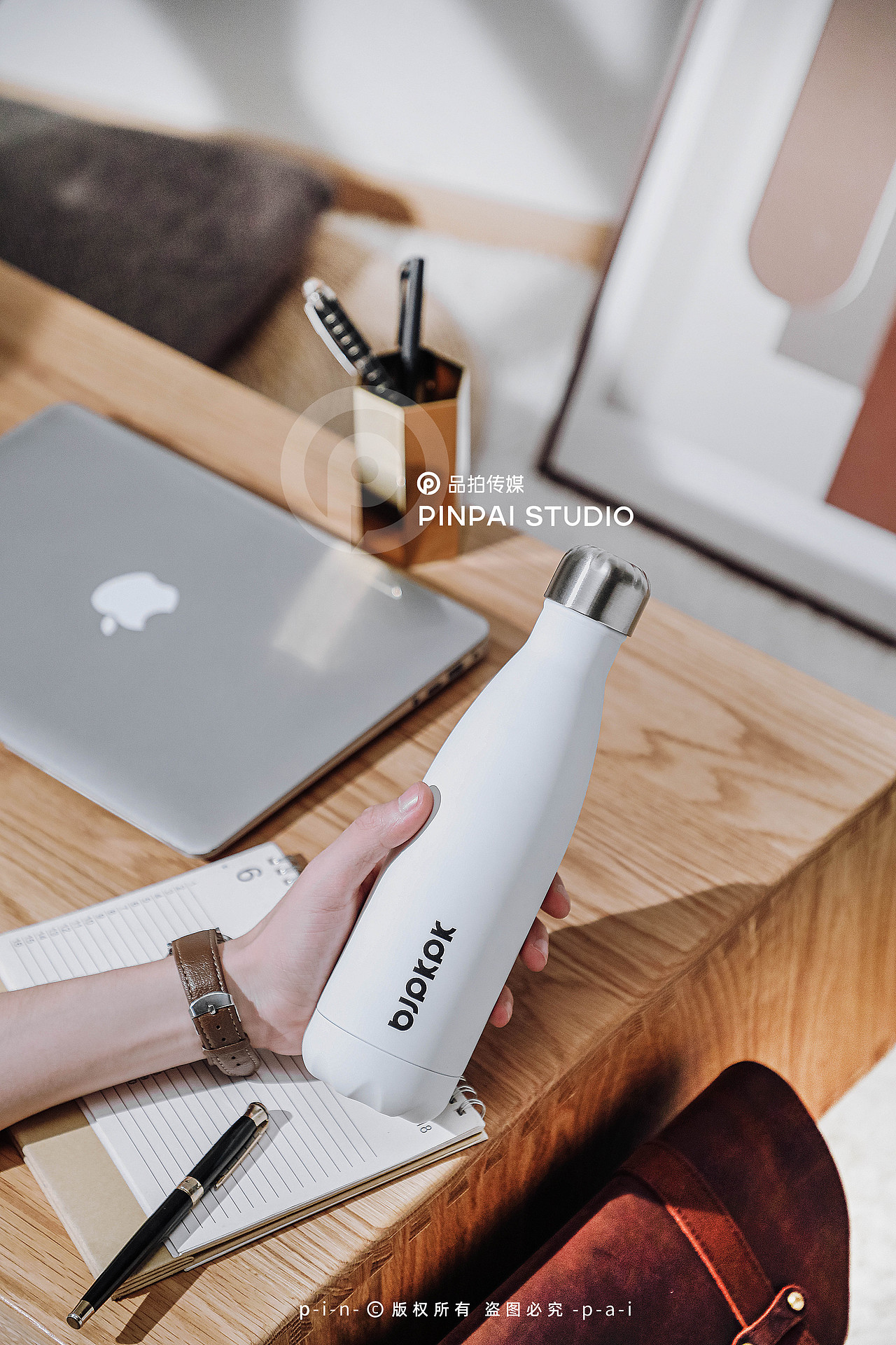 居家办公保温杯|品拍传媒