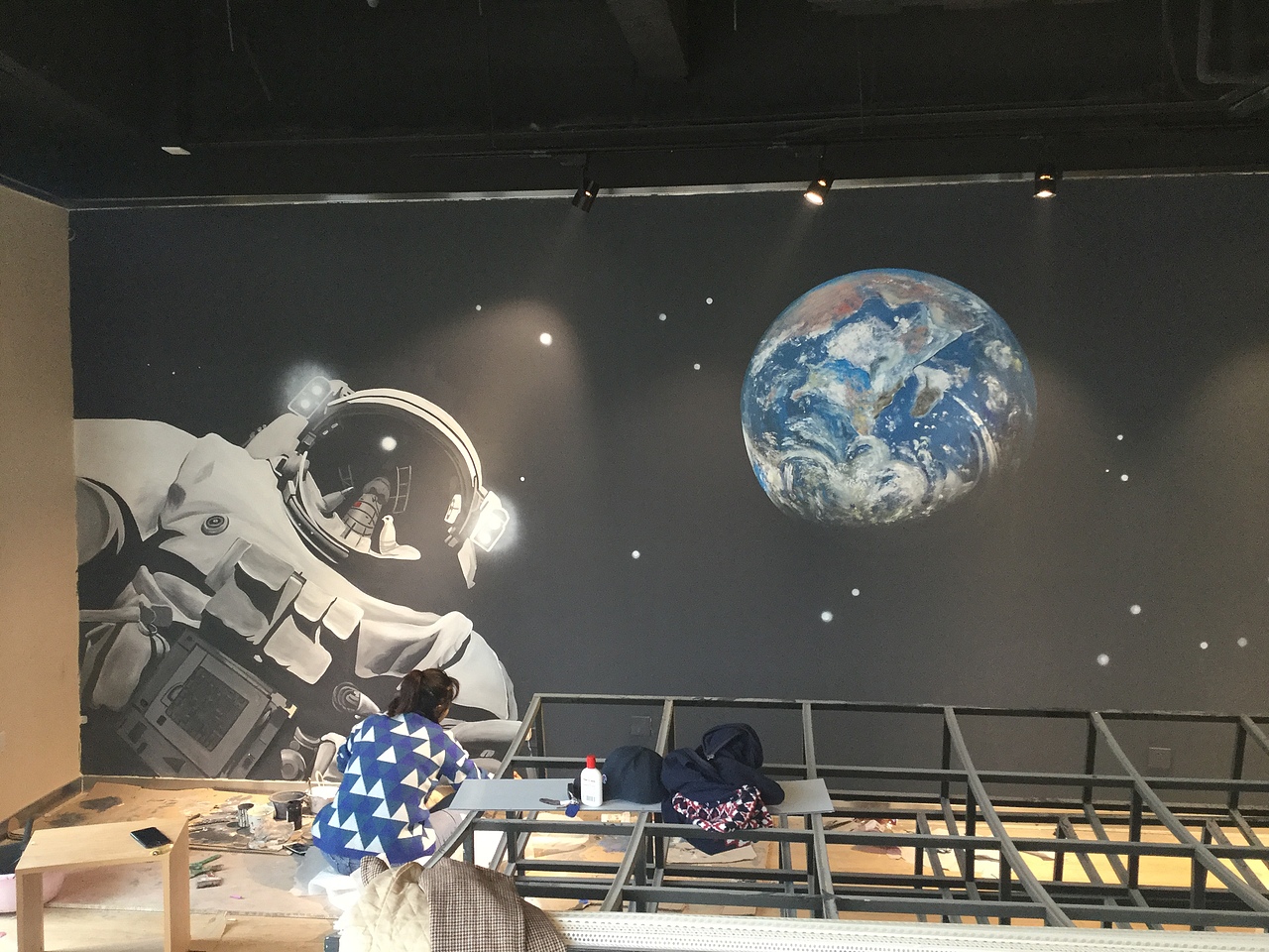 石家庄星空墙绘涂鸦手绘壁画