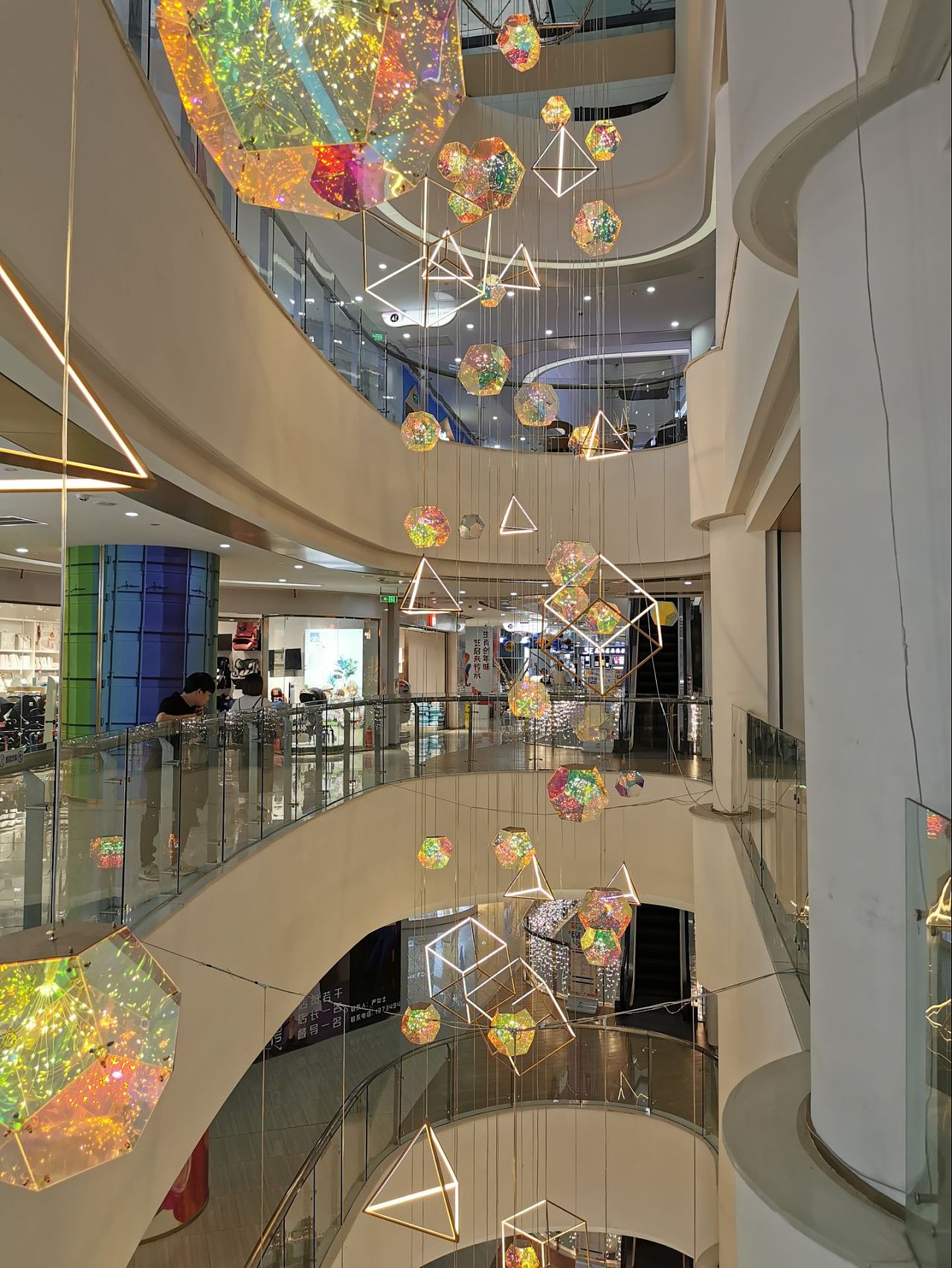 购物中心中庭美陈吊饰定制铭星厂家专业定制商场吊饰