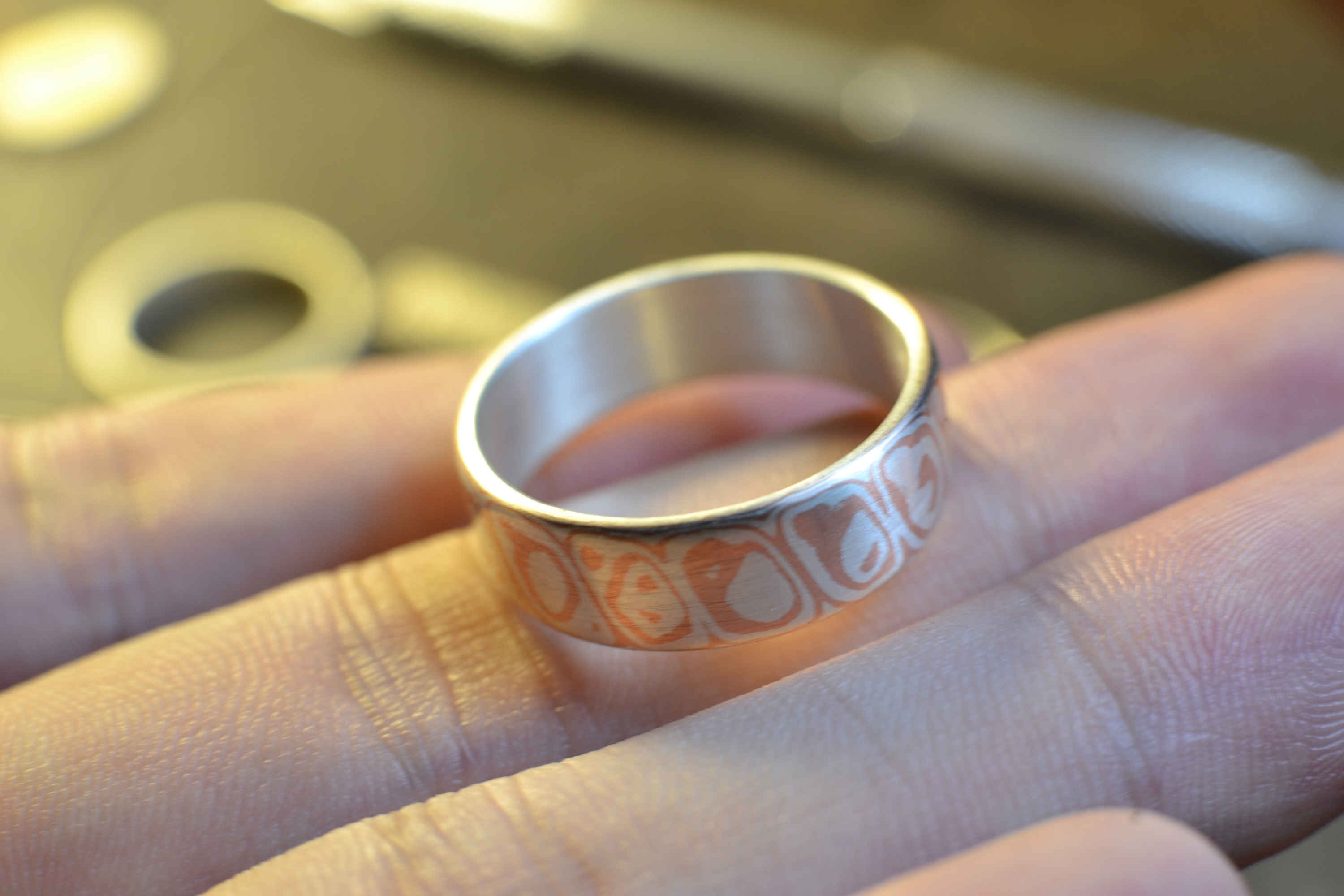 宽木纹金戒指|手工艺|首饰|易水癫 - 原创作品 - 站酷 (zcool)