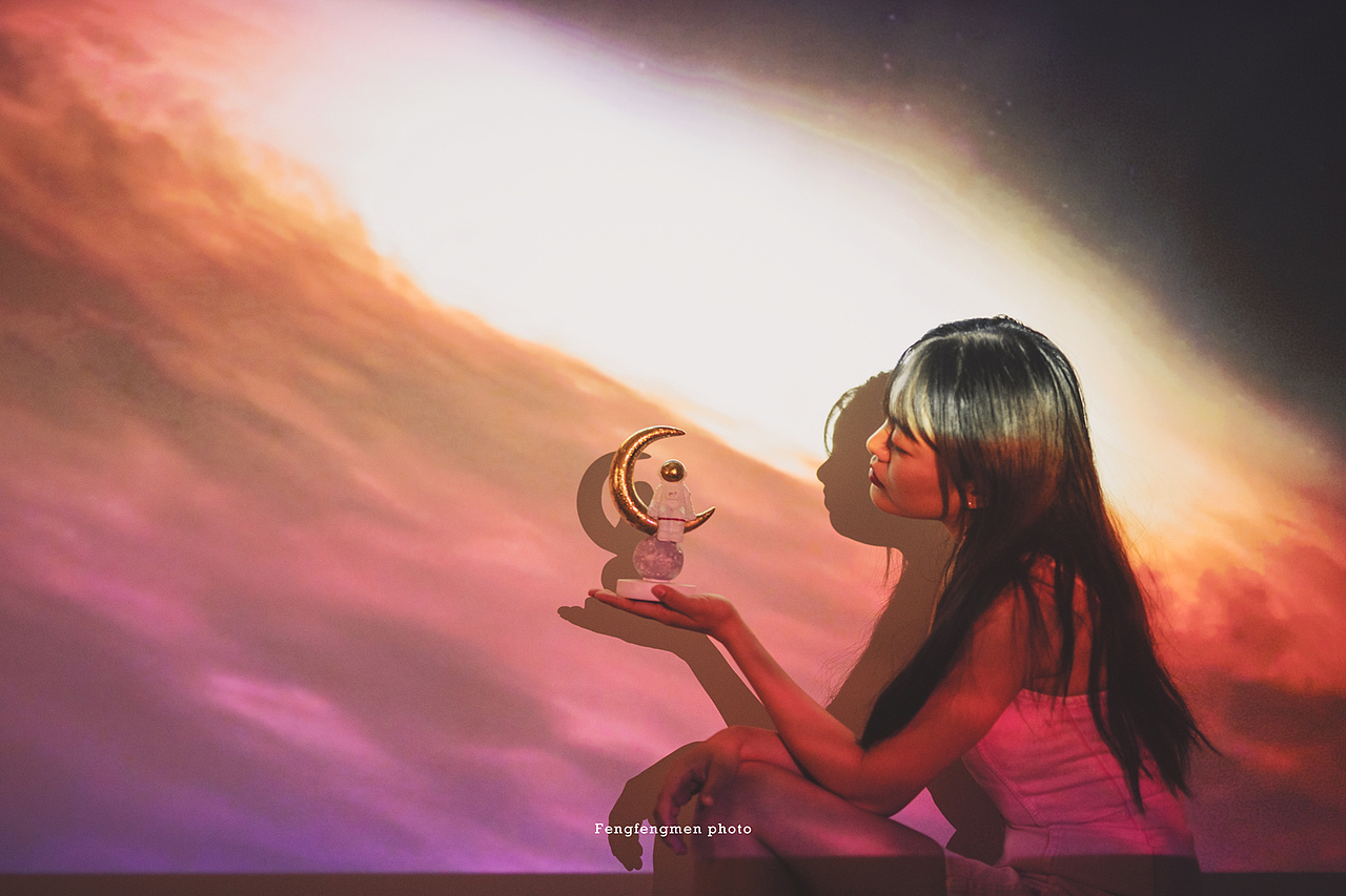 星空少女和他的盛颜肖战（图ZMjM1MTM5ODY0） - 人像摄影 - 站酷设计师wolfofking原创素材 - 站酷ZCOOL