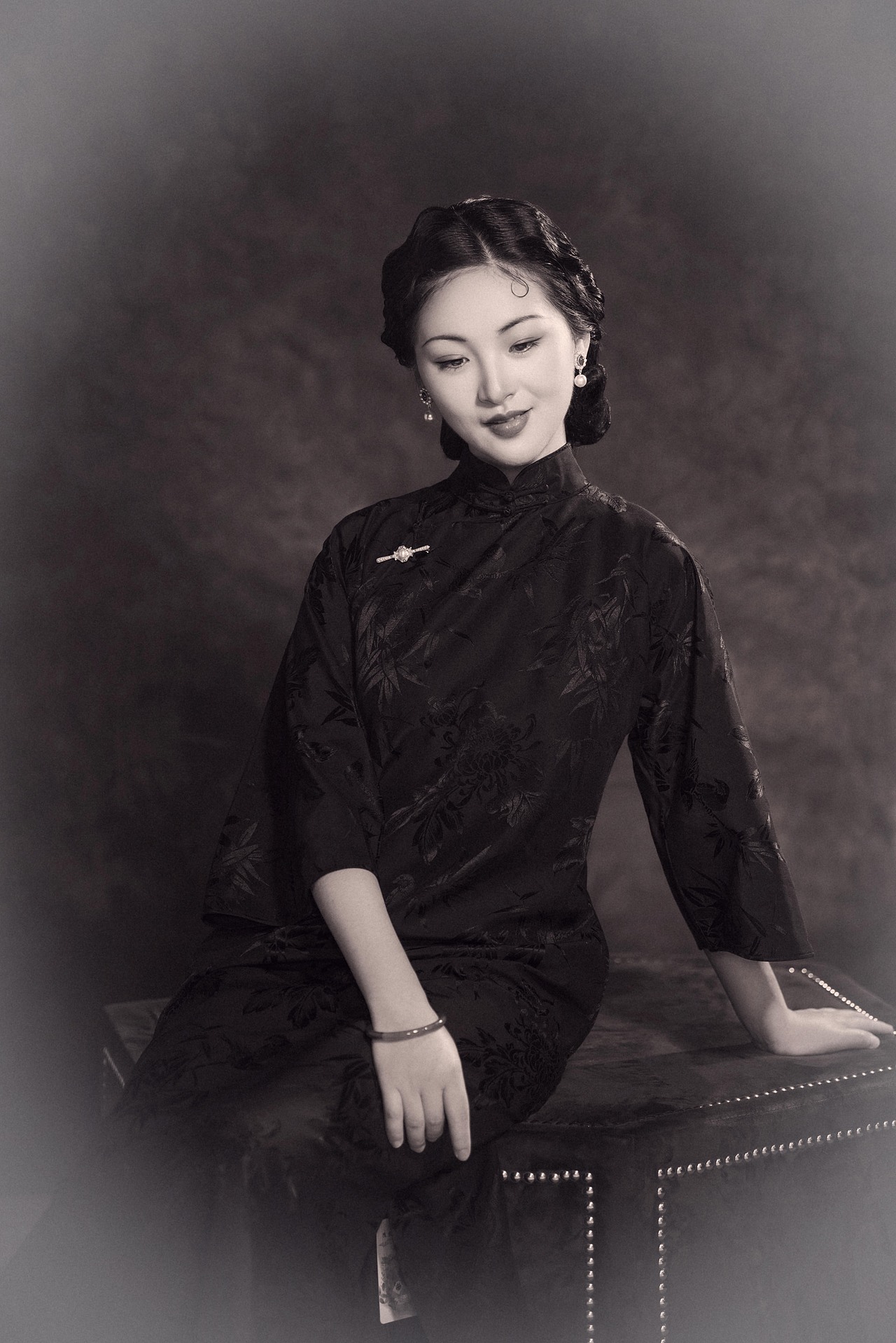 那时上海（图ZMjIwMDU1MTgw） - 人像摄影 - 站酷设计师谷子旗袍照相原创素材 - 站酷ZCOOL