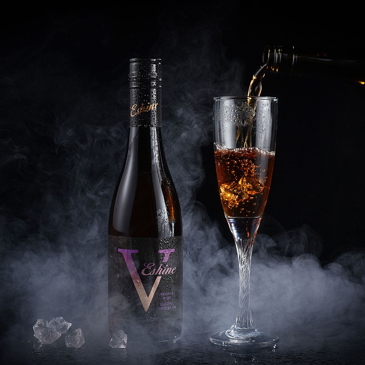 红酒，钱包，牙刷拍摄。（图ZMTQ4NjczODY4） - 产品摄影 - 站酷设计师寻艺_原创素材 - 站酷ZCOOL