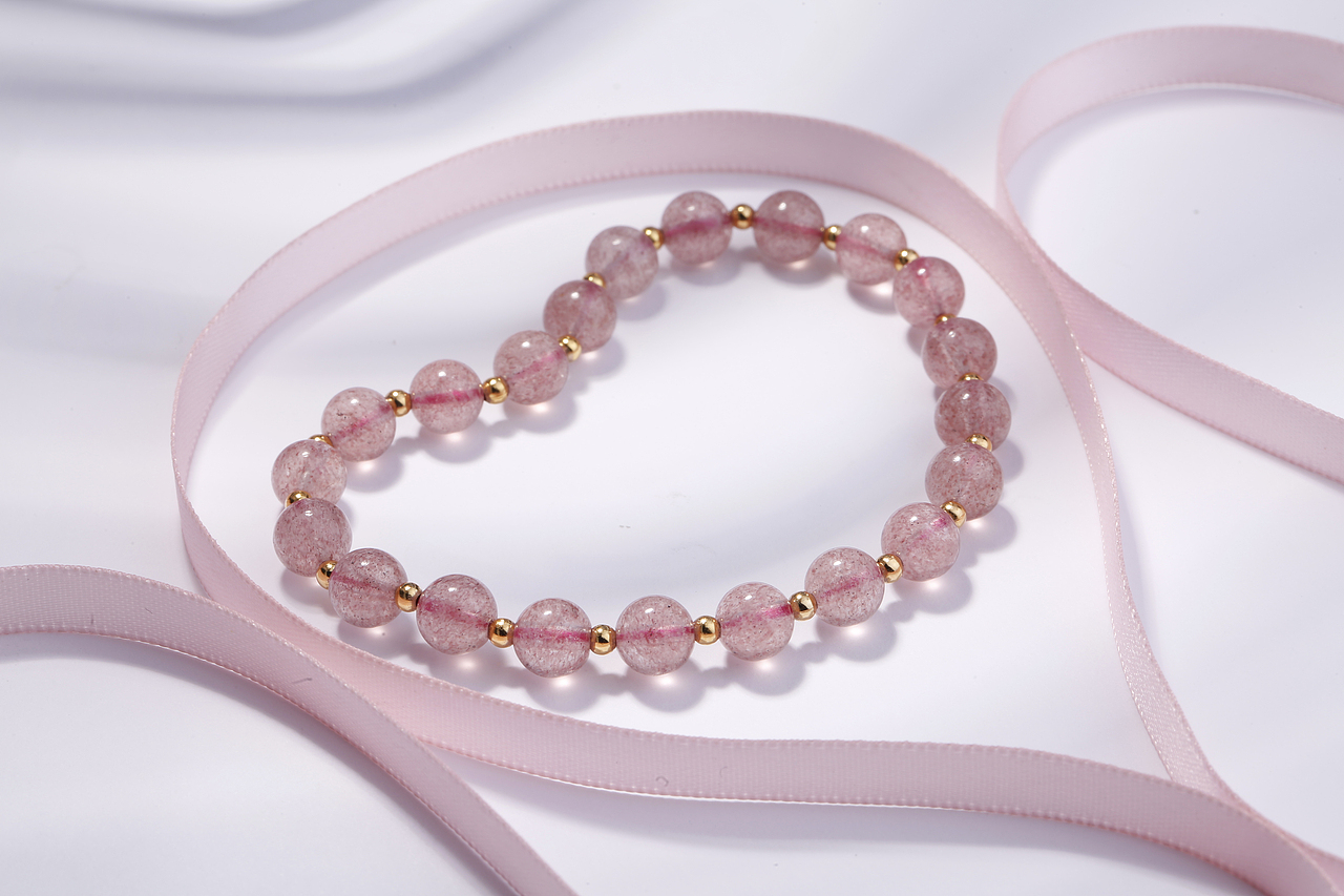 粉草莓晶女式串珠手链