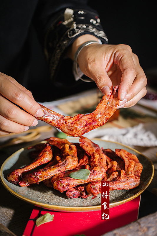 一纸新味,千抹糟香。