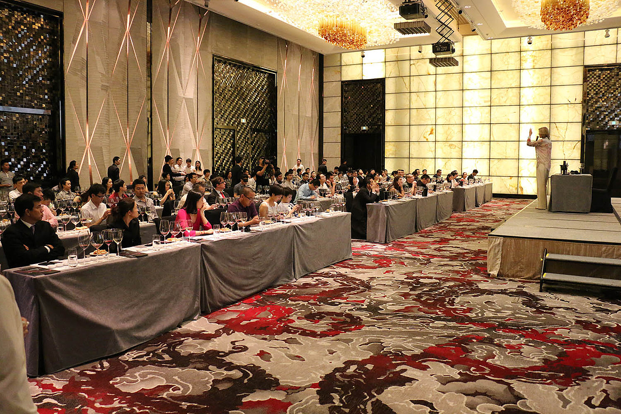 广州 四季酒店 lucaris 品酒会 2014 07（图ZNDE3NzI1OTY=） - 人文/纪实摄影 - 站酷设计师森林会展原创素材 - 站酷ZCOOL