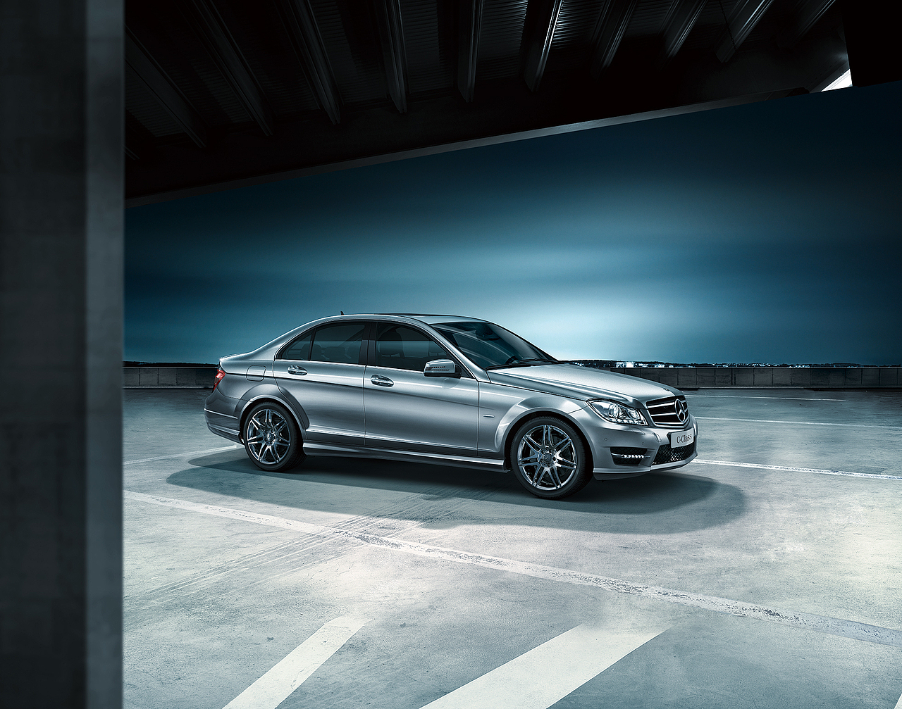 twoquarters 2014年作品奔驰汽车广告渲染