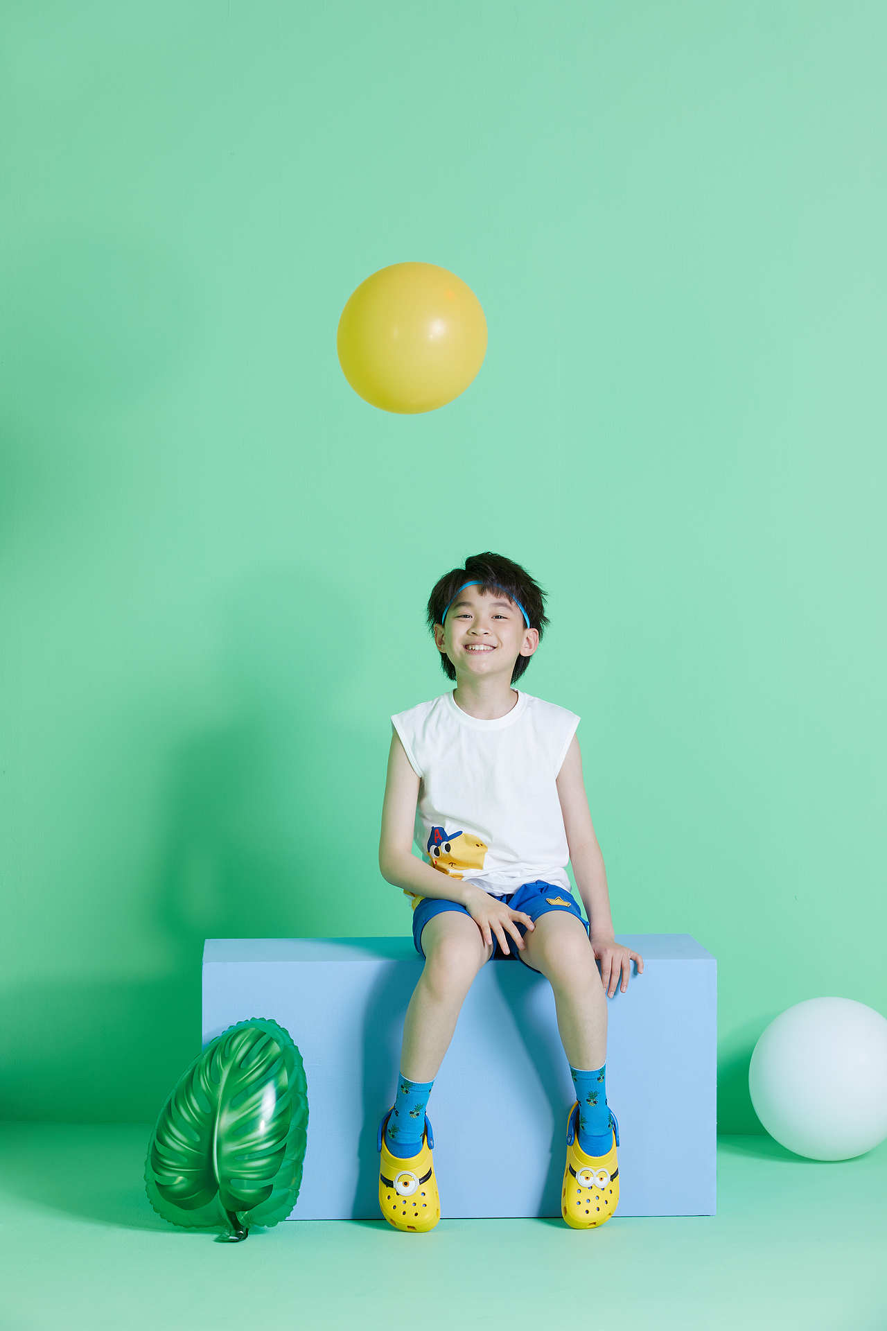 Crocs洞洞鞋（图ZMzQ2ODA5MDU2） - 时尚/艺术摄影 - 站酷设计师李荣凯原创素材 - 站酷ZCOOL