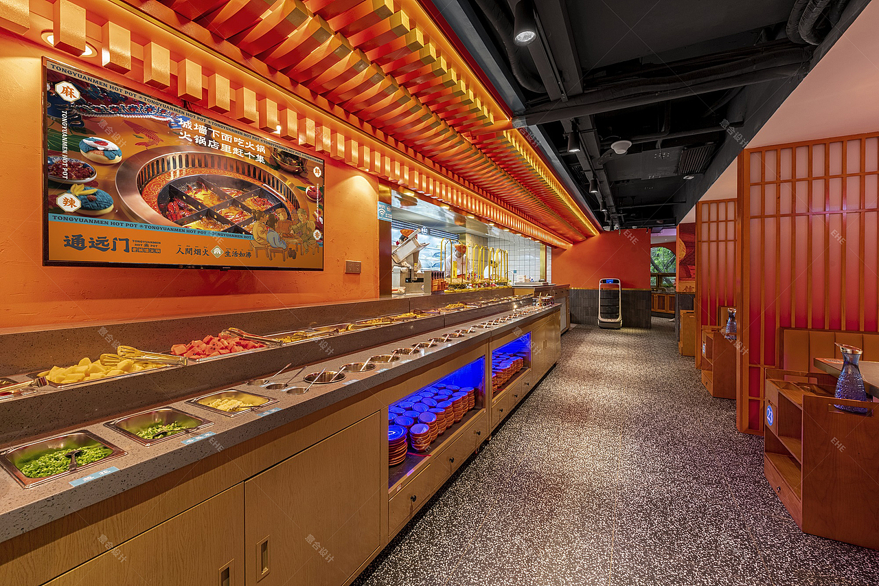 《通远门》老城墙火锅——城门下面吃火锅