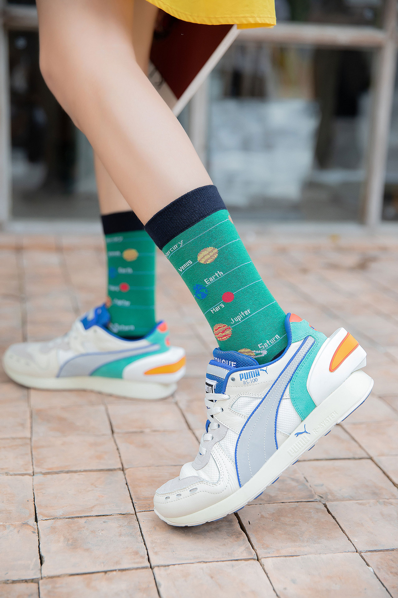 2019秋冬女潮袜卡通袜日系INS袜子女袜（图ZMTk1MDA3NzI0） - 人像摄影 - 站酷设计师承影摄计原创素材 - 站酷ZCOOL