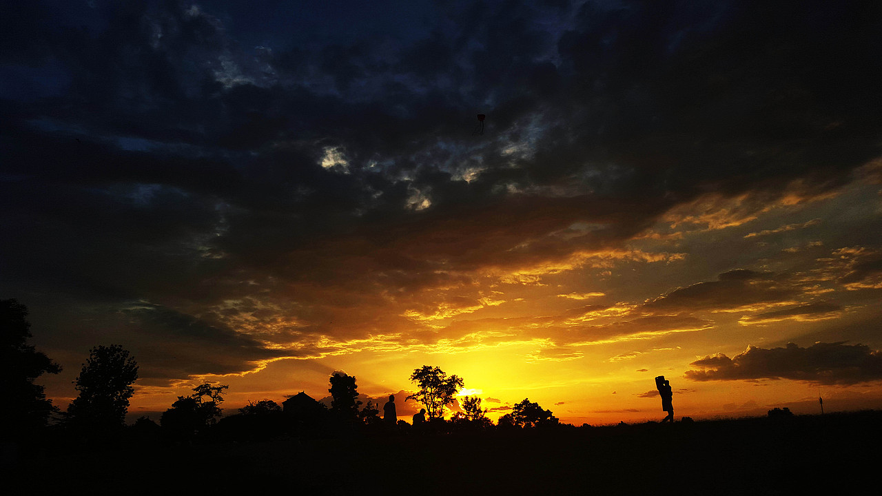 太阳照常升起（图ZNTI2ODg4MDQ=） - 风光摄影 - 站酷设计师巡山归来原创素材 - 站酷ZCOOL