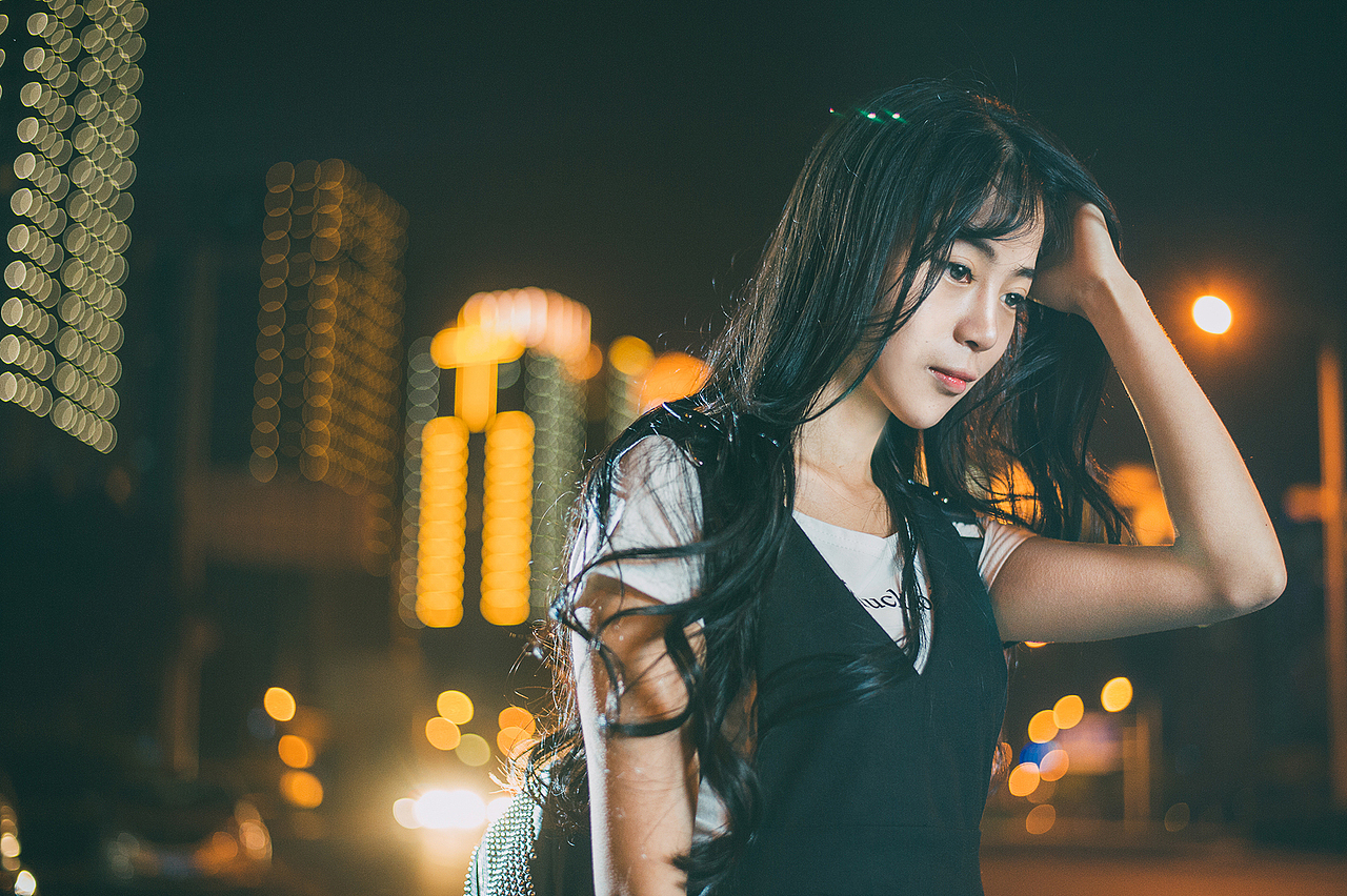 夜·徘徊（图ZMjg0ODQ3NTY=） - 人像摄影 - 站酷设计师幻境火焰原创素材 - 站酷ZCOOL