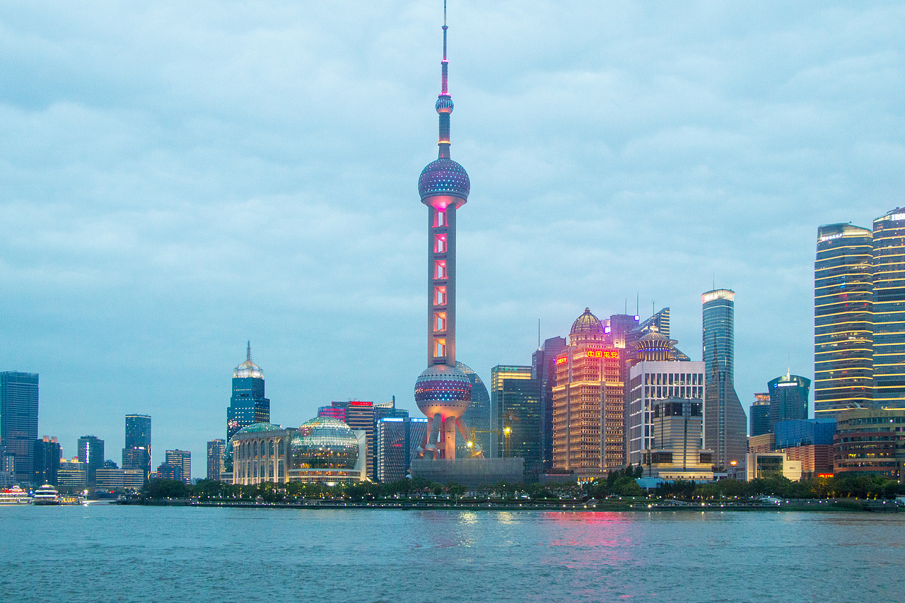 上海陆家嘴-外滩随拍（图ZMTY0NzMzMTgw） - 环境/建筑摄影 - 站酷设计师凌寒霜竹原创素材 - 站酷ZCOOL