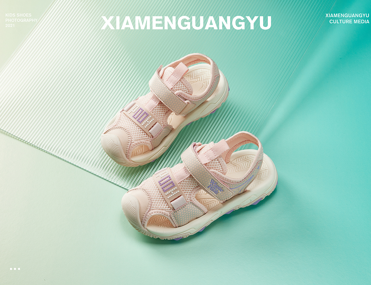 迪士尼童鞋创意图摄影（图ZMjUyOTQzOTE2） - 产品摄影 - 站酷设计师厦门光遇文化传媒原创素材 - 站酷ZCOOL