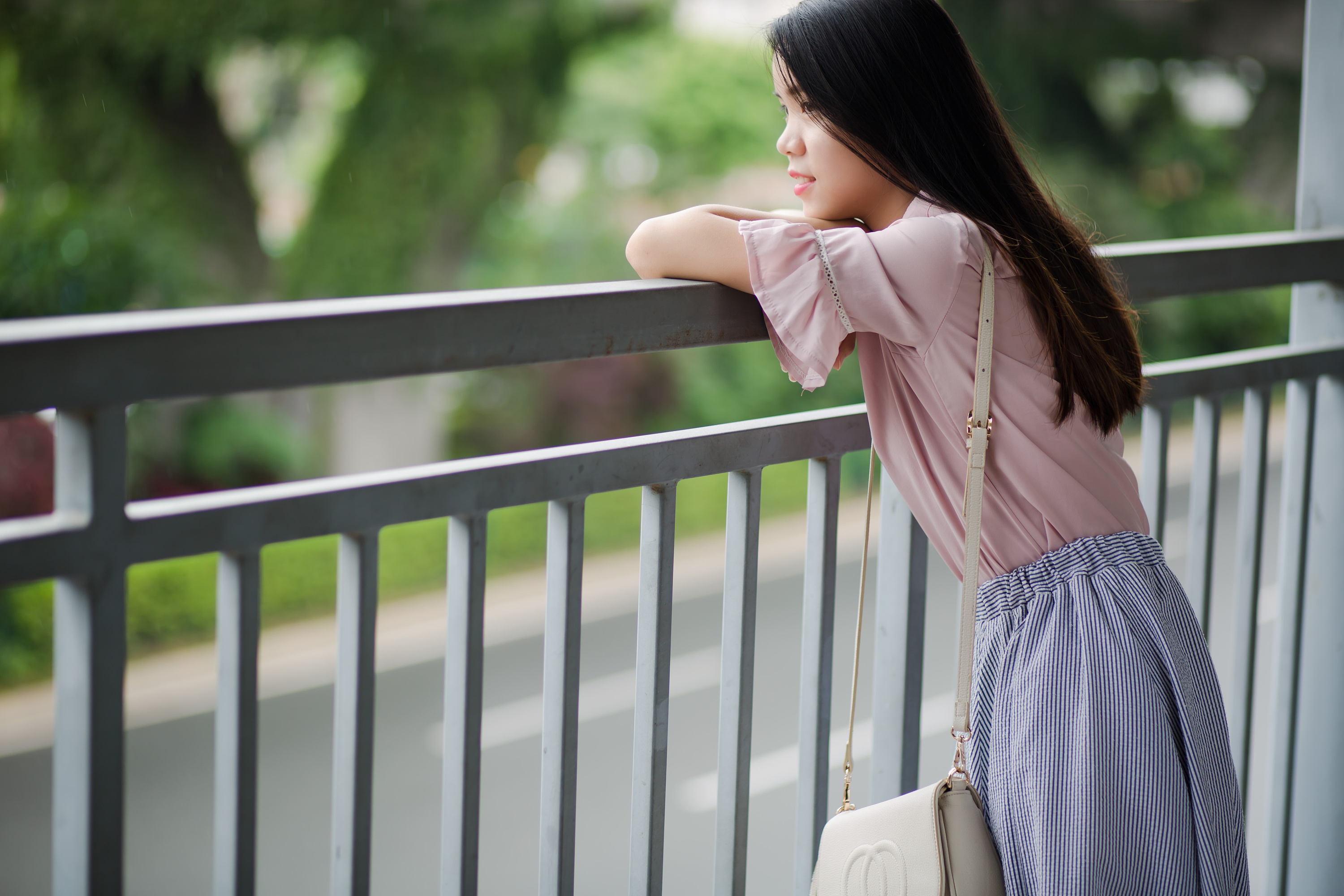 悦目佳人佳琪老师