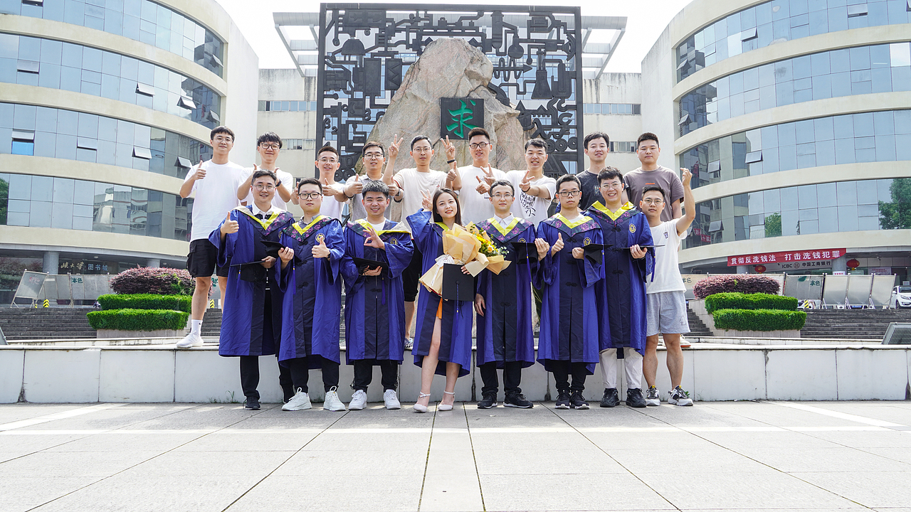 三峡大学毕业季2021（图ZMjU2OTc2MDY4） - 人像摄影 - 站酷设计师CTGU罗同学原创素材 - 站酷ZCOOL