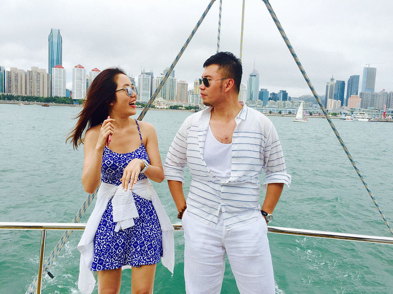 Uber Sailboat （一键呼叫游艇）（图ZNTk2MDcwMTI=） - 宣传物料 - 站酷设计师游山原创素材 - 站酷ZCOOL