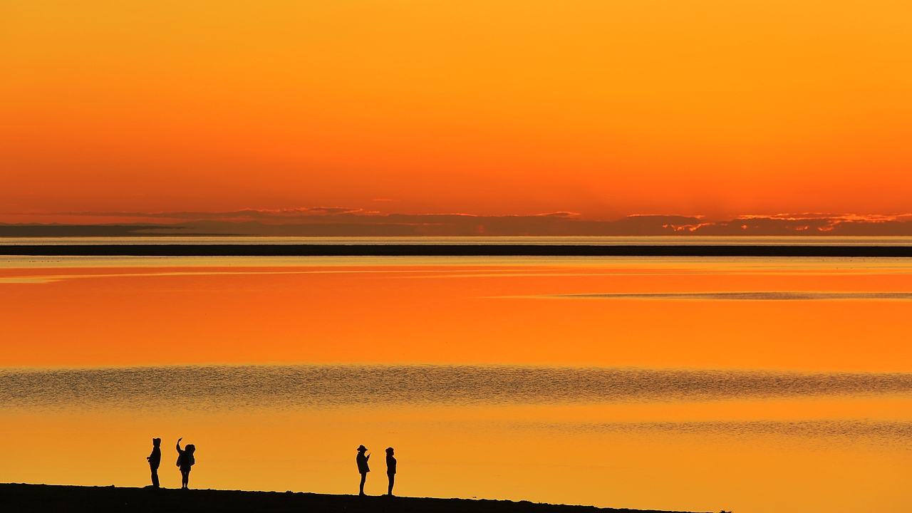 日落-青海湖（图ZMjk2MDg4NDI0） - 风光摄影 - 站酷设计师飞哥而已原创素材 - 站酷ZCOOL