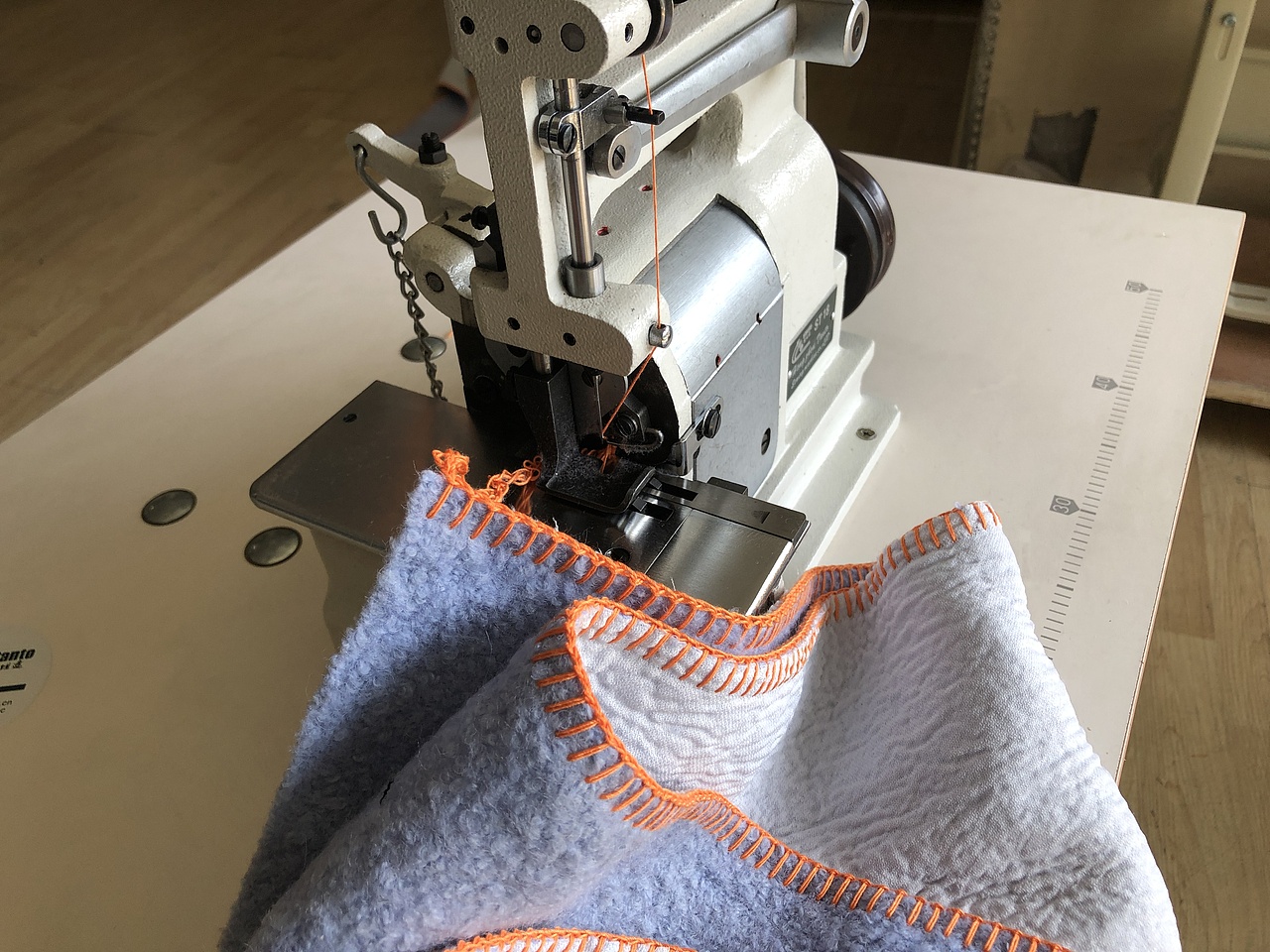 双面一字贝形拷边机,双面一样的仿钩针贝形机,18型