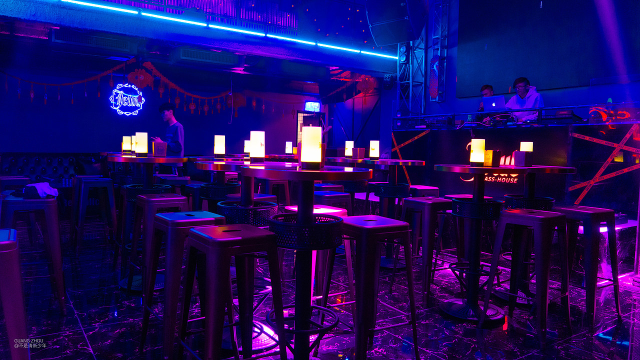 jclub酒吧标志设计以及实拍