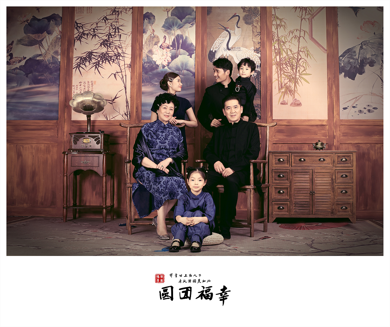 青岛全家福（图ZMjI0NTkwMzgw） - 人像摄影 - 站酷设计师御家摄影原创素材 - 站酷ZCOOL