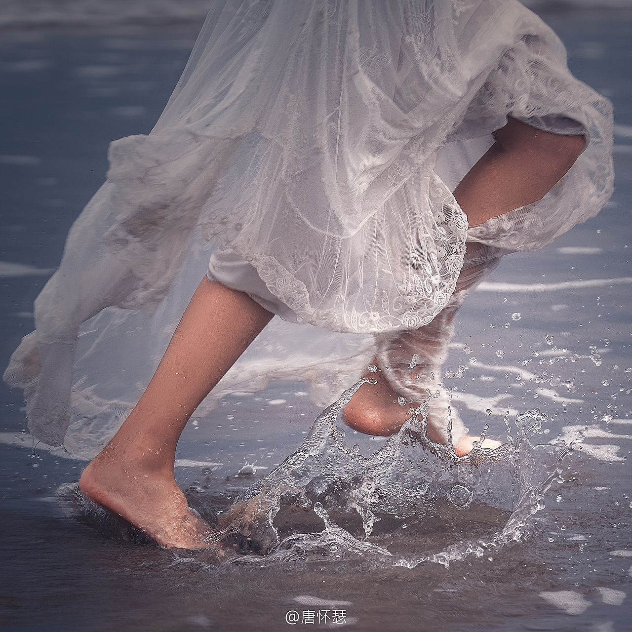 一个人看海（图ZODU5NTYxMTI=） - 人像摄影 - 站酷设计师苏格林的唐怀瑟原创素材 - 站酷ZCOOL