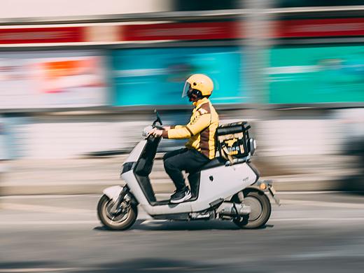 掃街搖拍（個(gè)人主頁(yè)-ZNTIyMDQ4ODg=） - 人文/紀(jì)實(shí)攝影 - 站酷設(shè)計(jì)師拍照的嘎嘎鴨原創(chuàng)素材 - 站酷ZCOOL