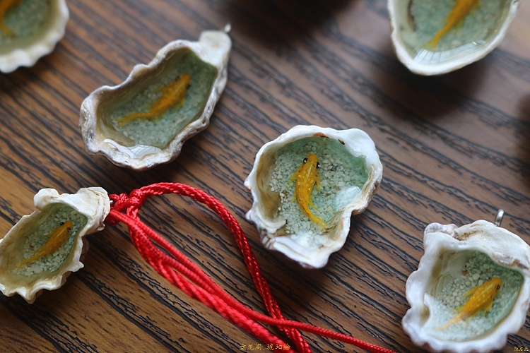 海蛎子小鱼吊坠