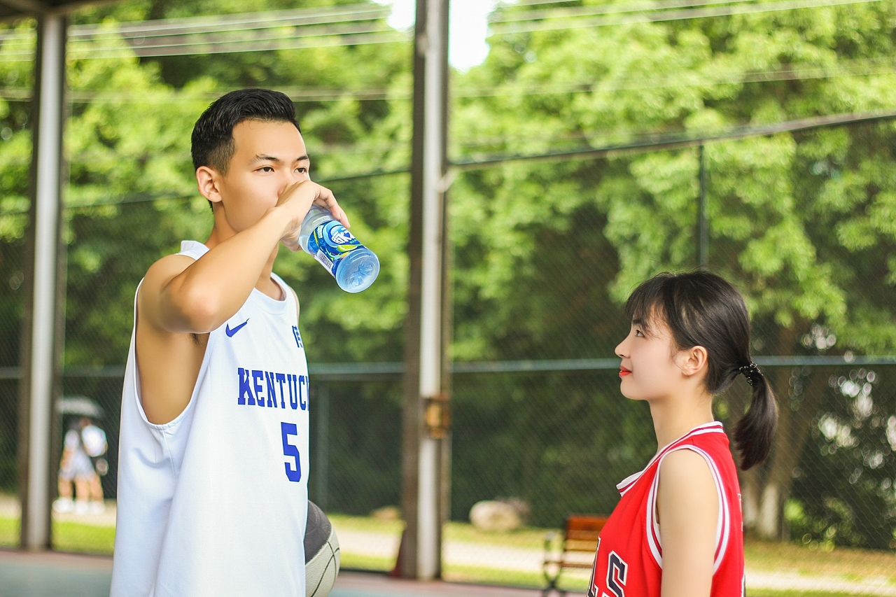 篮球情侣写真