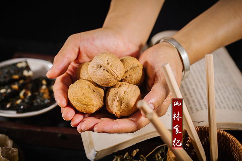 阿胶糕和它的配料们（图ZMTc0MDc5MzYw） - 产品摄影 - 站酷设计师山林纪原创素材 - 站酷ZCOOL