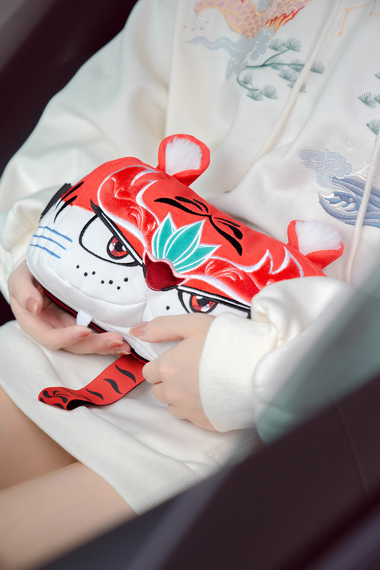 品牌案例丨开封虎汽车头枕（图ZMjgwNzA1MDIw） - 产品摄影 - 站酷设计师非凡像牛仔原创素材 - 站酷ZCOOL