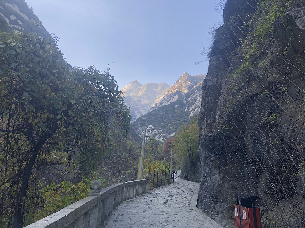 华山之旅（图ZMTM1MDcwMTY0） - 风光摄影 - 站酷设计师何止心酸原创素材 - 站酷ZCOOL