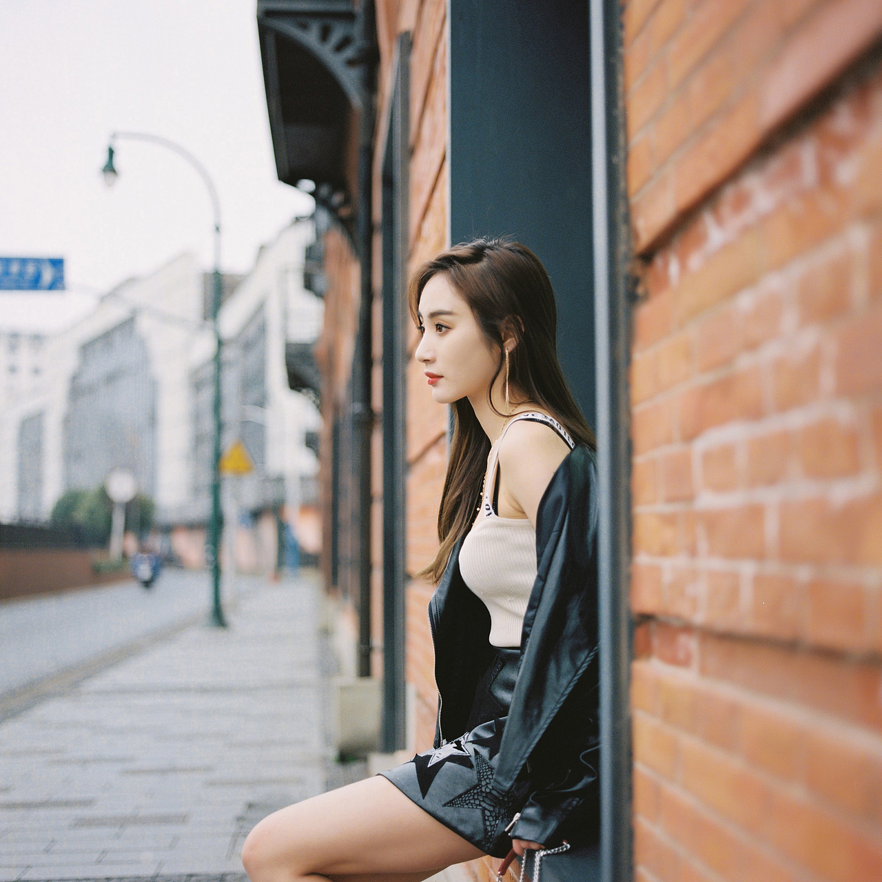 等待（图ZMTUwMjkyMzU2） - 人像摄影 - 站酷设计师纯洁的蒋老师原创素材 - 站酷ZCOOL