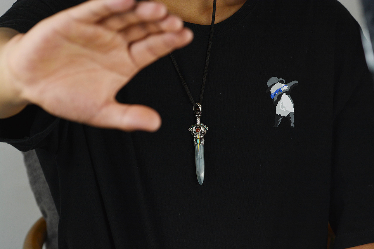 设计师作品|翡翠莫邪剑（图ZMjU0ODYzMjMy） - 首饰设计 - 站酷设计师天使原创珠宝设计原创素材 - 站酷ZCOOL