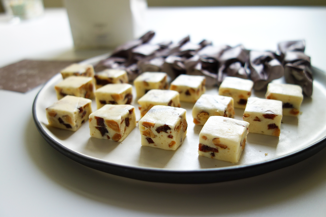 牛小方|手工奶制小点|手心的温度缔造艺术|牛轧糖【圣诞上市】 礼盒+单品